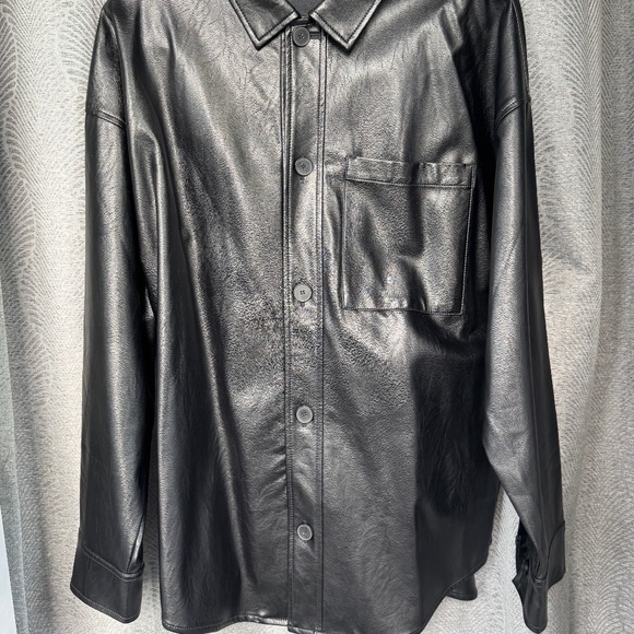 Oak + Fort Black Faux Leather Shirt Jacket - Picture 1 of 12